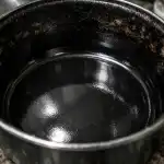 See odav meetod taastab viie minutiga ka kõige mustema panni sära see-odav-meetod-taastab-viie-minutiga-ka-koige-mustema-panni.png